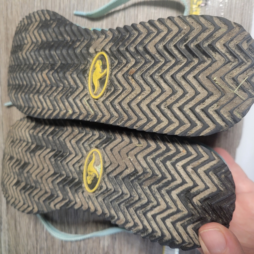 KangaROOS Blue and Yellow Pocket Retro Sneakers Size 6.5 Womans - Picture 7 of 8
